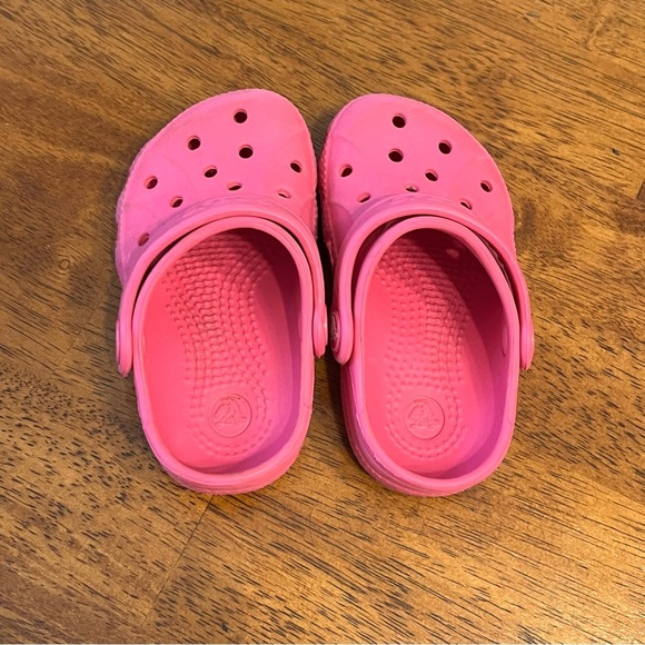 Crocs Dark Pink clog sandal shoe size 6-7 - Picture 8 of 10